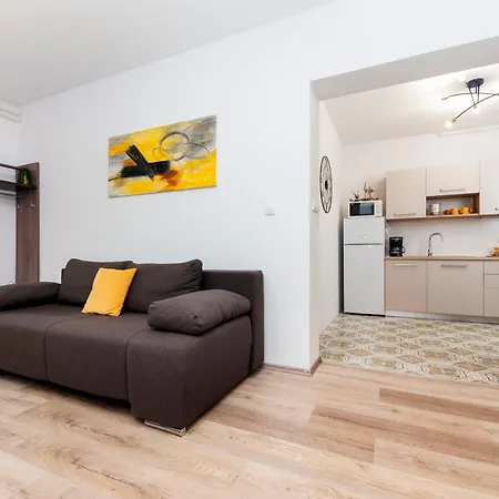 Apartments Relax Rovinj Exterior photo